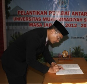 Read more about the article Pelantikan Dekan Fakultas Teknik