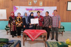 Read more about the article Grand Launching Sekolah Perempuan Plus: Sinergi Mahasiswa dan Pemerintah Dorong Kemandirian Ekonomi Perempuan Desa