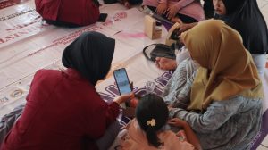 Read more about the article Sekolah Perempuan Plus 2025 Chapter 15: Kembangkan Produk Olahan Bawang dan Bangun Personal Branding MUA